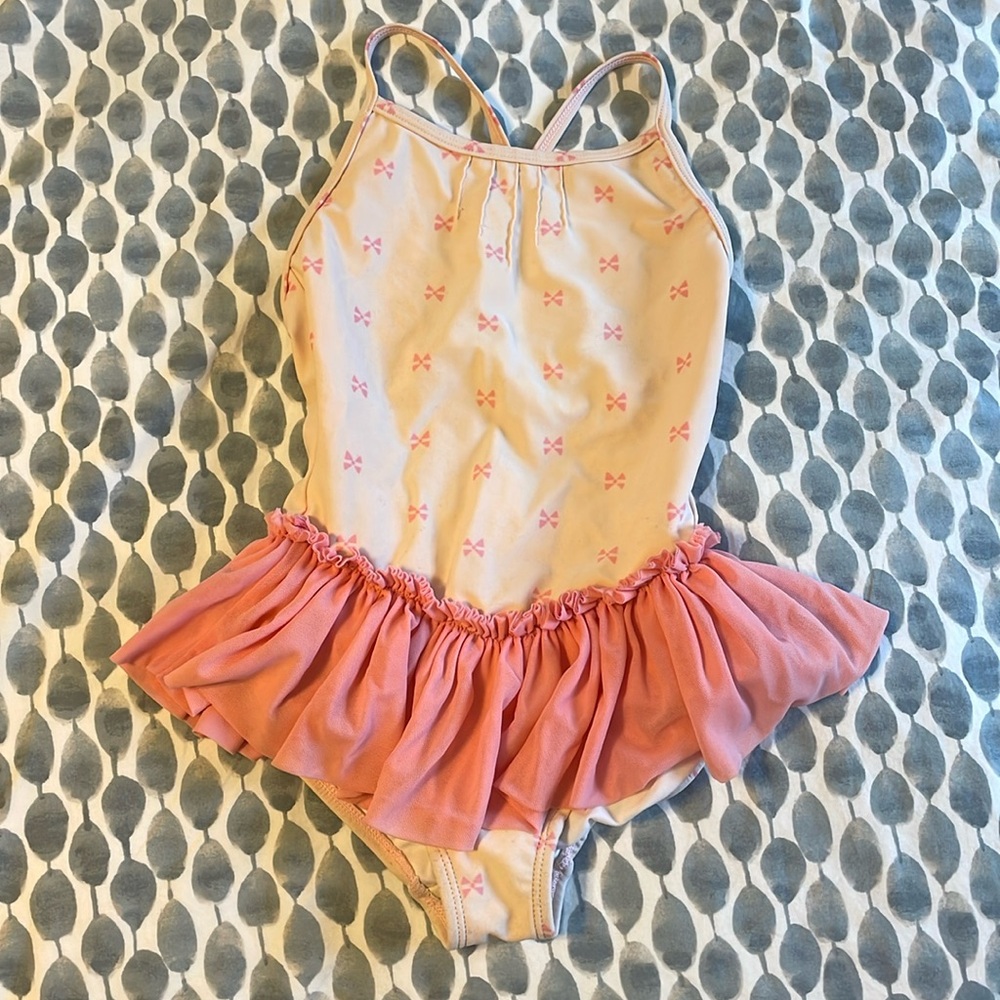 Hanna Andersson pink ruffle swim suit size 5